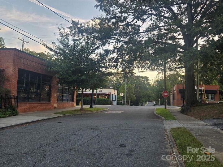 Property Photo:  1015 Harrill Street  NC 28205 
