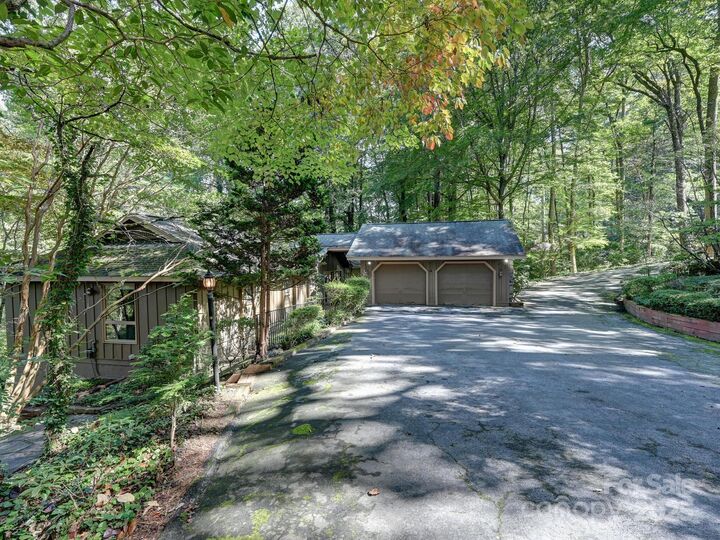 Property Photo: 215 Estate Drive NC 28739