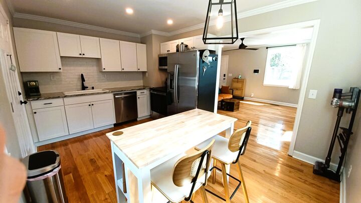 Property Photo:  4625 Durant Avenue  SC 29405 