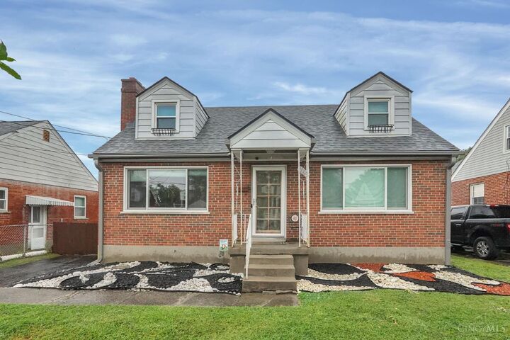 162 E Crest Drive  Reading OH 45215 photo