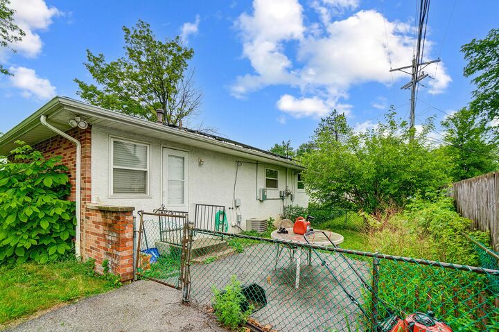 Property Photo:  5056 Northtowne Boulevard  OH 43229 