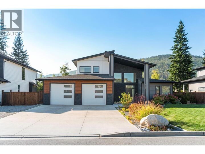 Property Photo:  2340 15 Avenue Southeast  BC V1E 0E7 