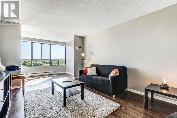 Property Photo:  1600 Adelaide Street North 909  ON N5X 3H6 