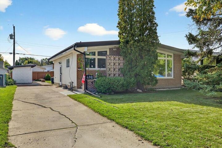 498 Mark Pearce Avenue  Winnipeg MB R2G 0G2 photo