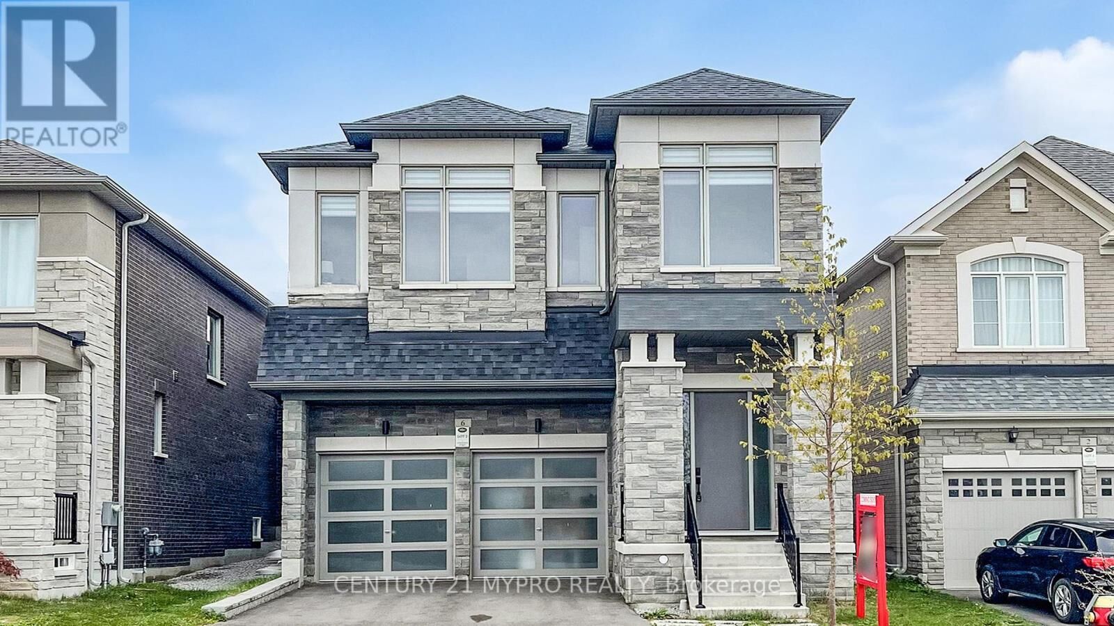 Property Photo: 6 Longworth Avenue ON L4E 1A2