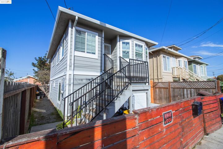 Property Photo:  653 2nd St  CA 94801 