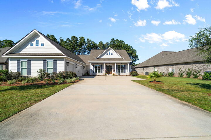Property Photo:  142 Mill Pond Cove  FL 32439 