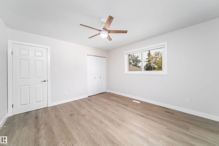 Property Photo: 7115 12 Avenue NW AB T6K 3H6