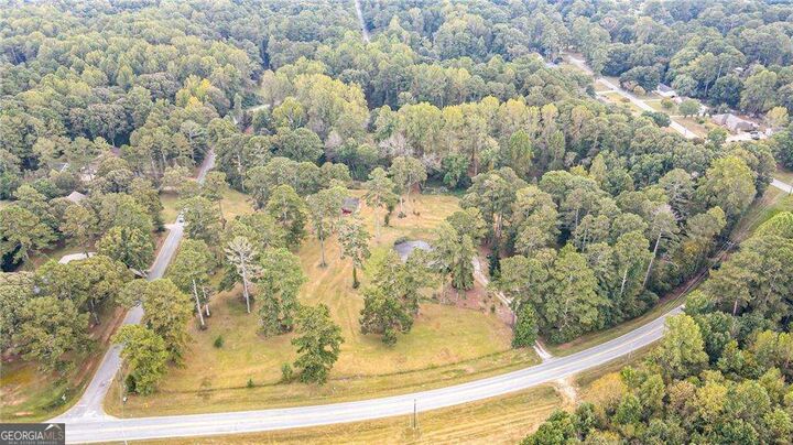Property Photo:  225 Banks Road  GA 30214 