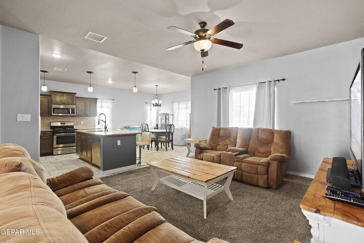 Property Photo:  3808 Loma Jacinto  TX 79938 