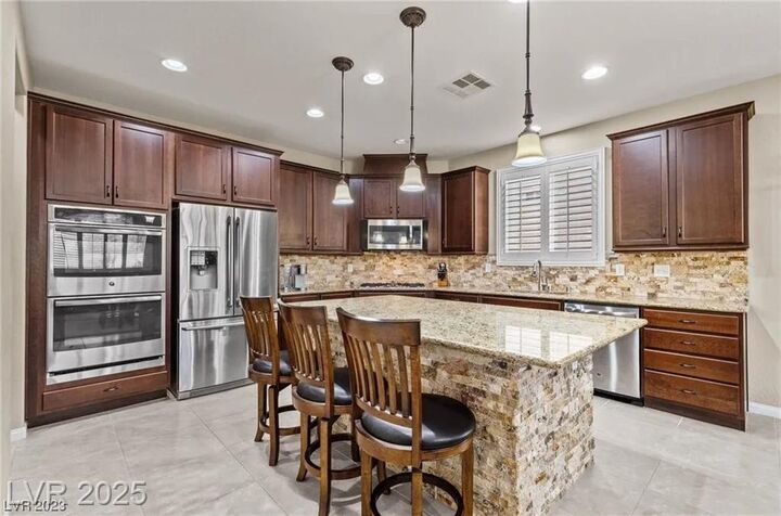 Property Photo: 7622 Kit Carson Avenue NV 89179
