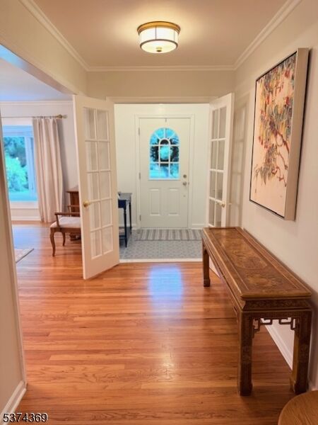 Property Photo:  301 Meetinghouse Ln  NJ 07092 