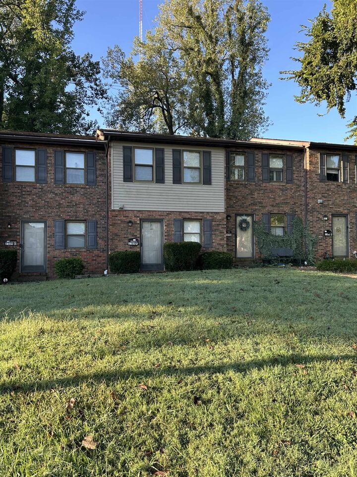 2389 Wood Dr Unit P  Henderson KY 42420 photo