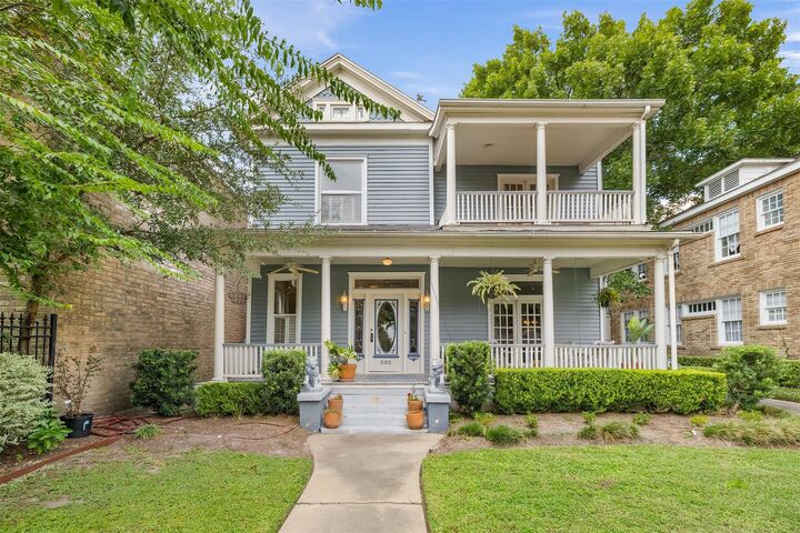 Property Photo:  502 Hawthorne Street  TX 77006 
