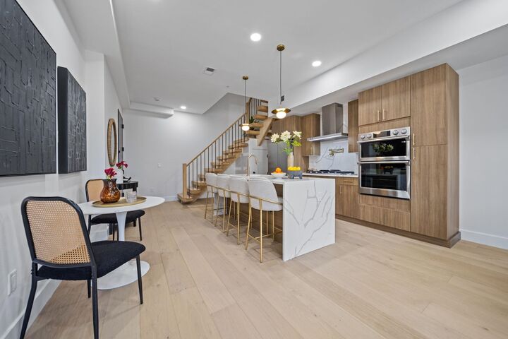 Property Photo: 17 Leonard St 2 NJ 07307