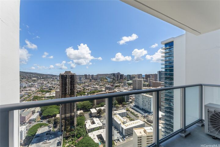 Property Photo: 1515 Liona Street 3703 HI 96814