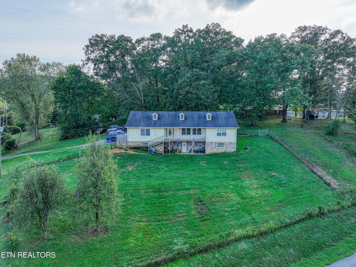 Property Photo:  2215 Island Blvd  TN 37876 