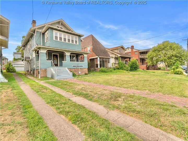 1565 Jackson Street  Charleston WV 25311 photo