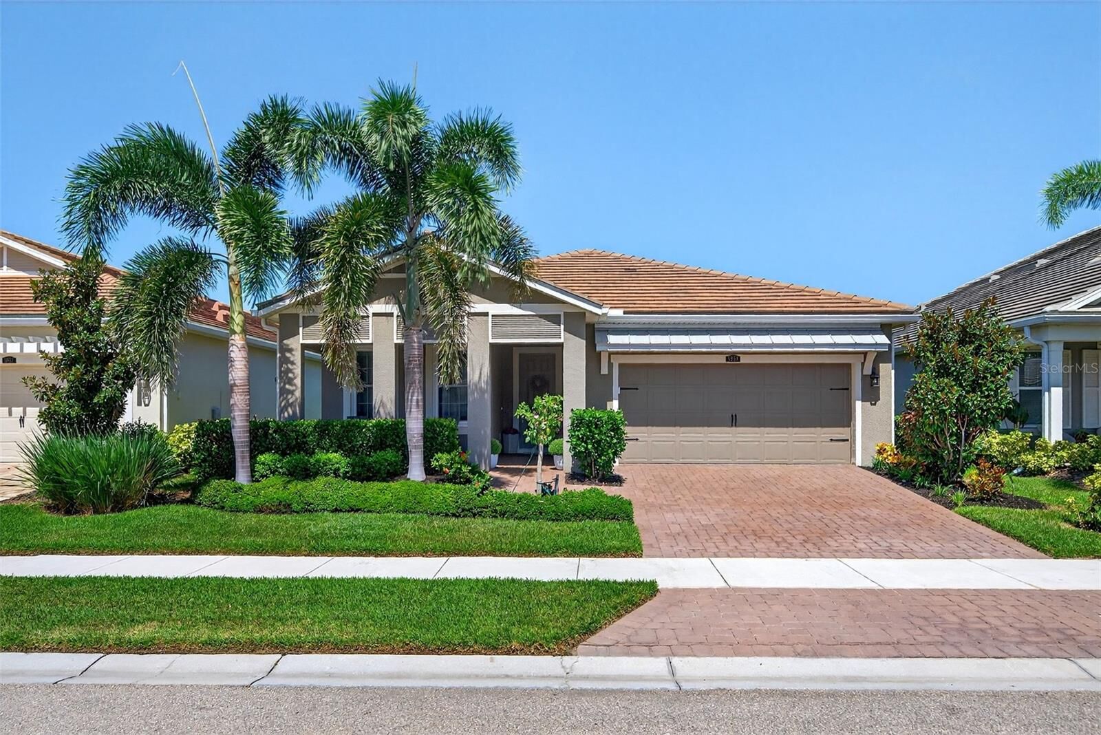 Property Photo:  5858 Long Shore Loop  FL 34238 