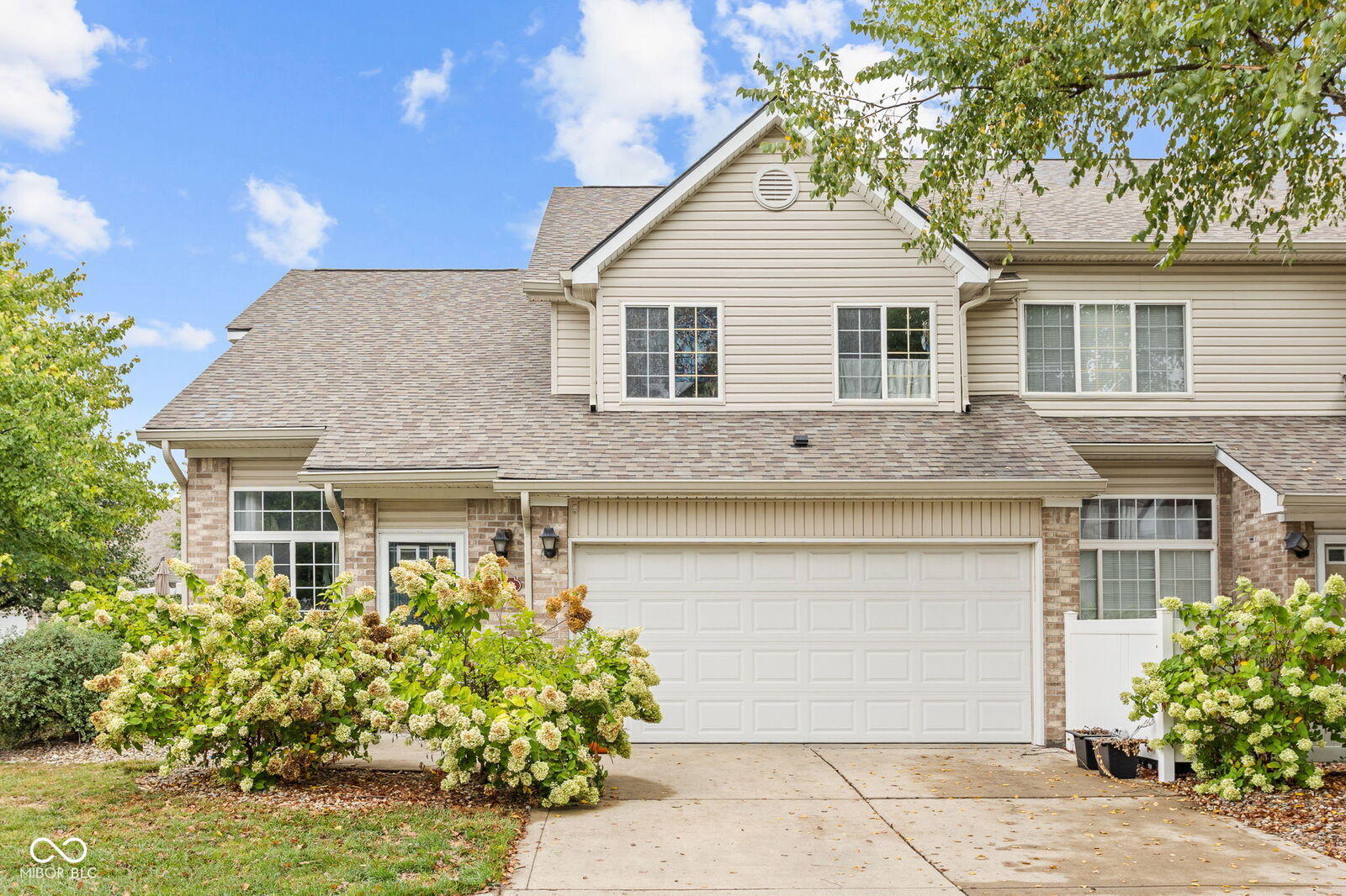 Property Photo: 5838 Beacon Cove Way IN 46237