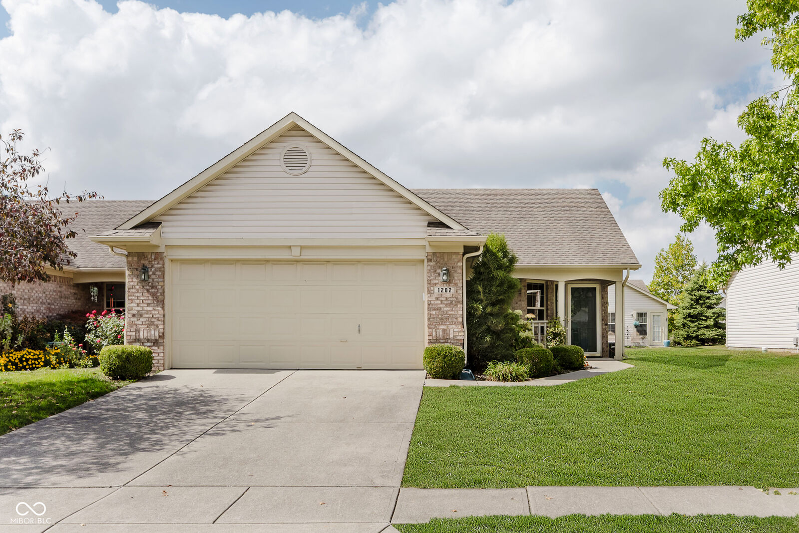 Property Photo: 1202 Whittington Drive IN 46112