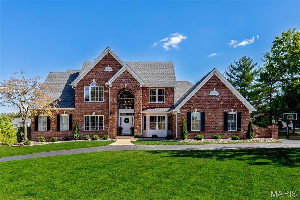 Property Photo:  1025 Whitmoor Drive  MO 63304 