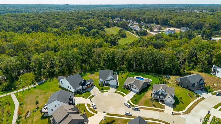 Property Photo:  905 Upland Court  MO 63368 