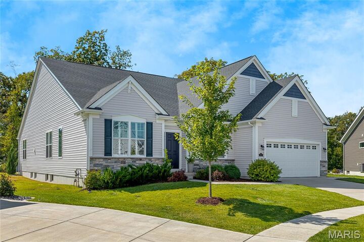 Property Photo: 905 Upland Court MO 63368