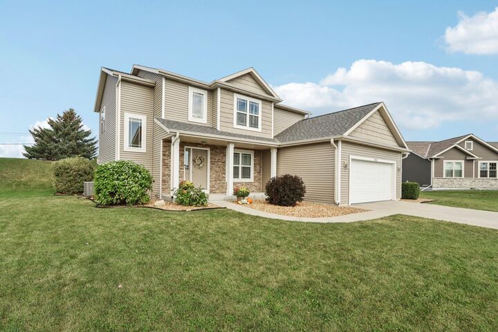 Property Photo:  W1418 Stoney Brook Ct  WI 53036 