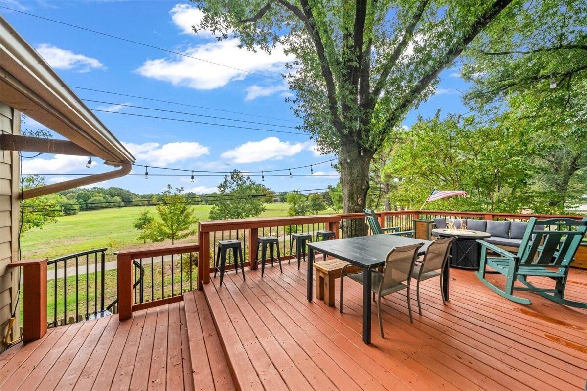 Property Photo: 5287 Seneca Ave TN 38117