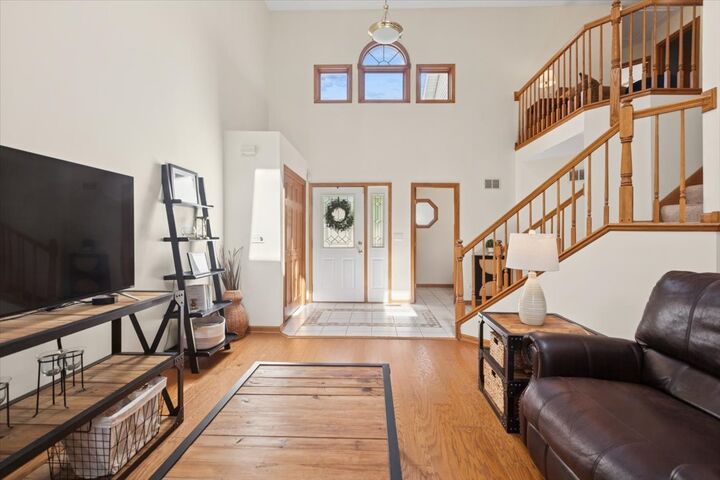 Property Photo: 180 Grove Court IL 60439