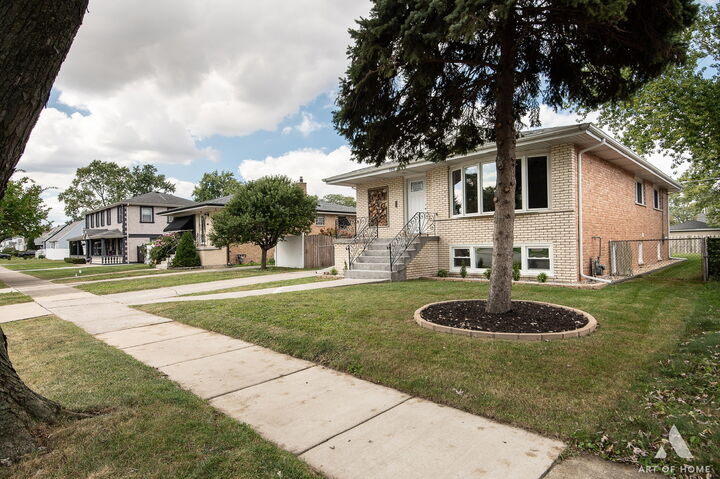 Property Photo:  5316 Otto Place  IL 60453 