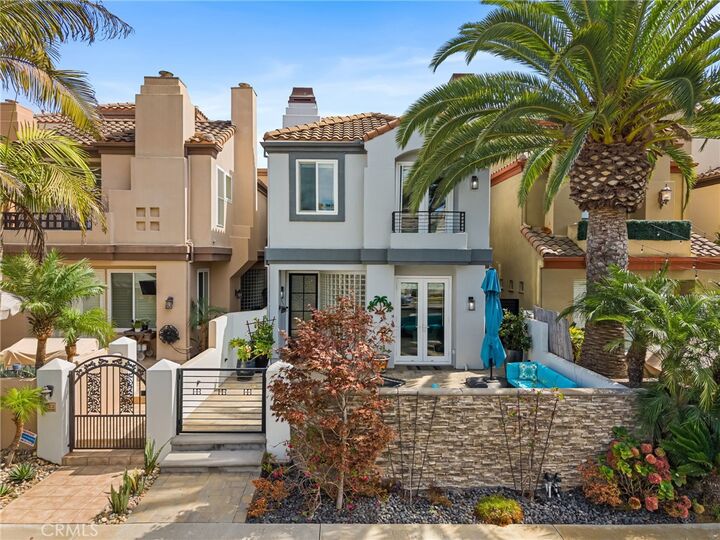 Property Photo:  620 22nd  CA 92648 