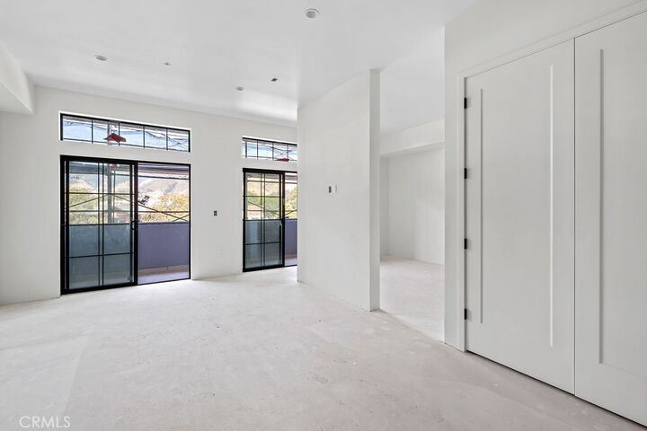 Property Photo: 581 Higuera Street 201 CA 93401