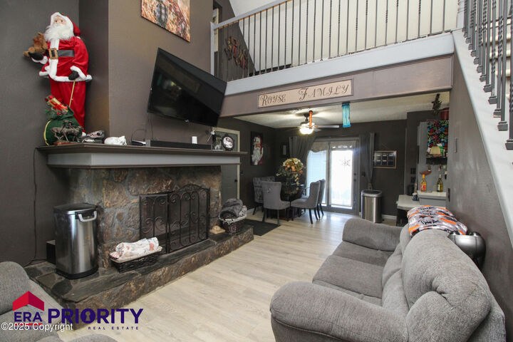 Property Photo:  1503 Rawhide Dr -  WY 82716 