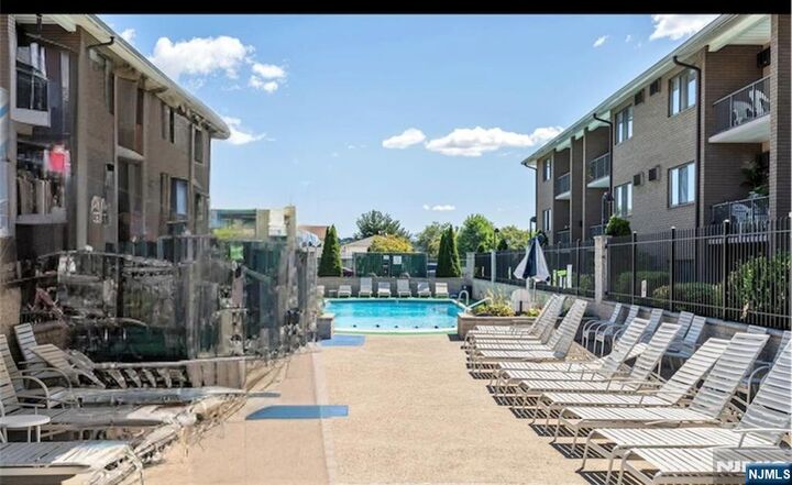 Property Photo:  462 Liberty Street 203  NJ 07643 
