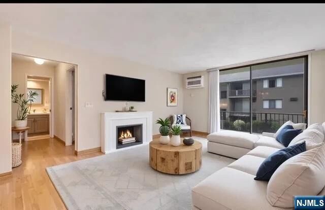 Property Photo:  462 Liberty Street 203  NJ 07643 
