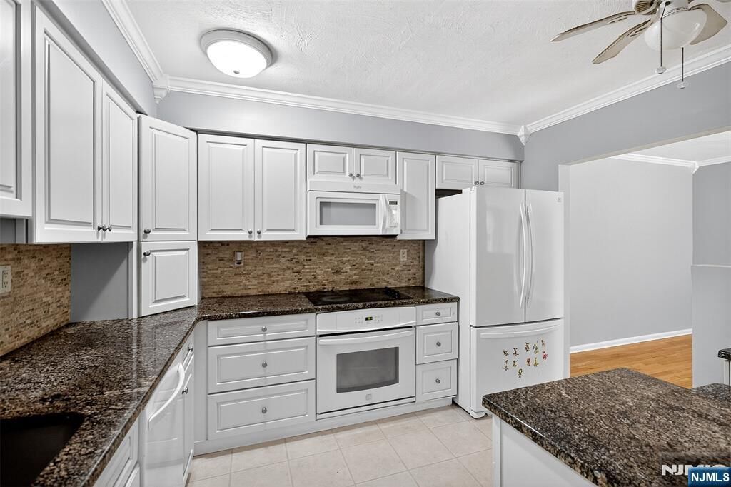 Property Photo:  462 Liberty Street 462A Unit# 101  NJ 07643 