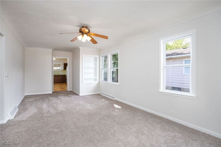 Property Photo: 894 Sutherland Avenue OH 44314