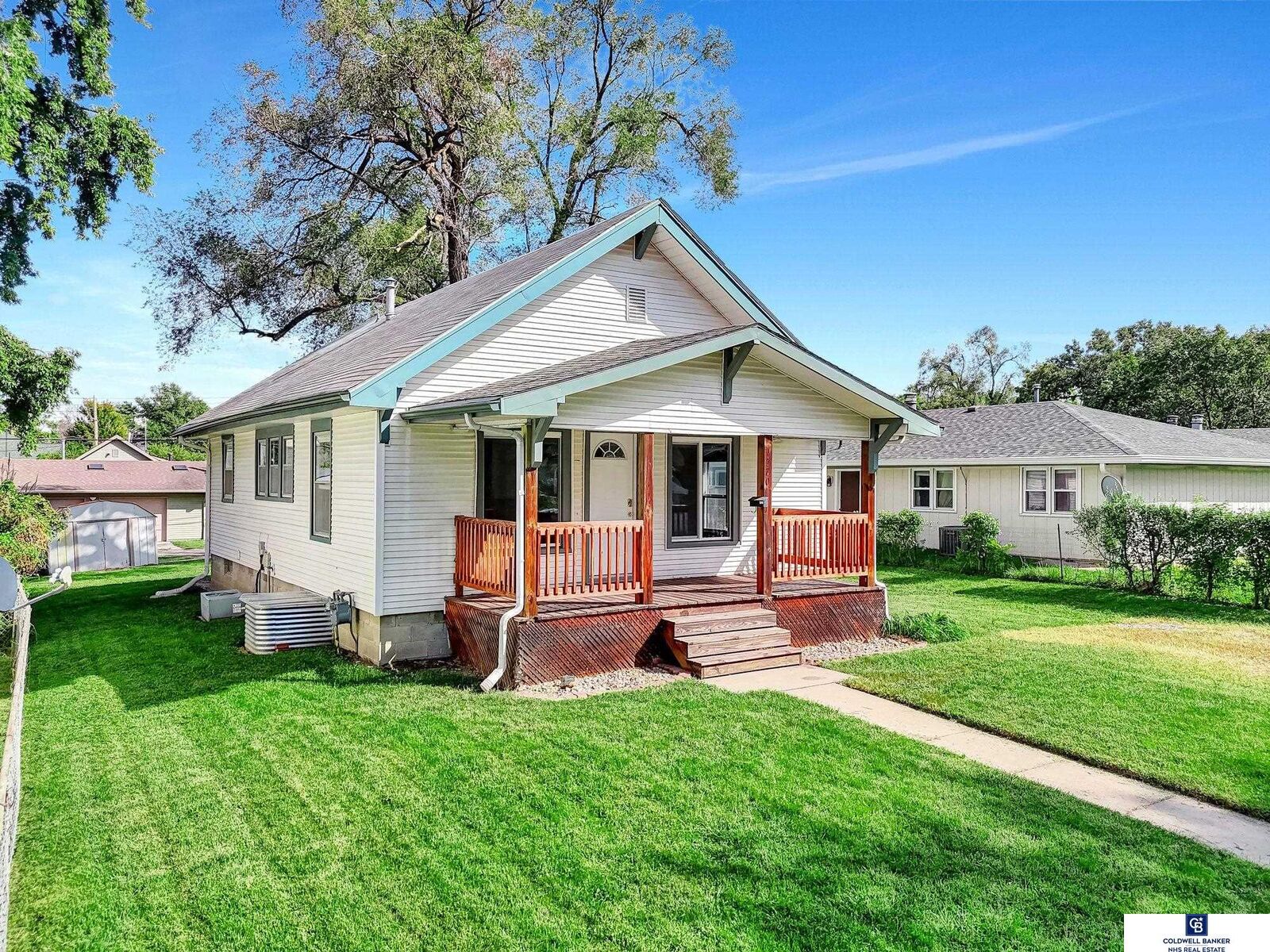 Property Photo:  1520 N 25th Street  NE 68503 