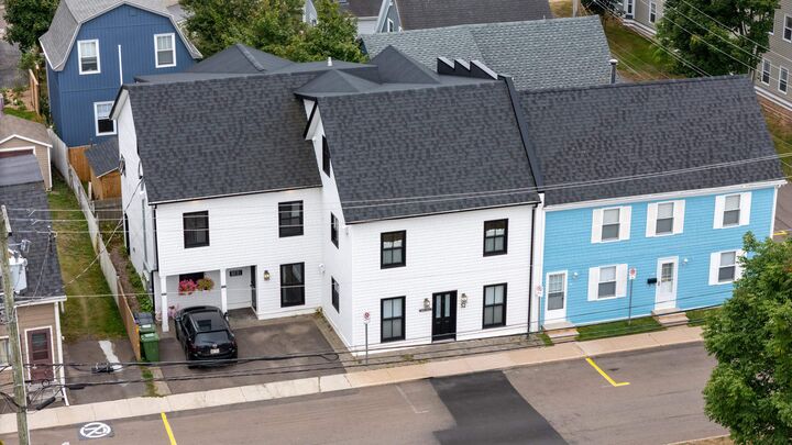 Photo de la propriété:  52 Sydney Street 102  PE C1A 1G2 
