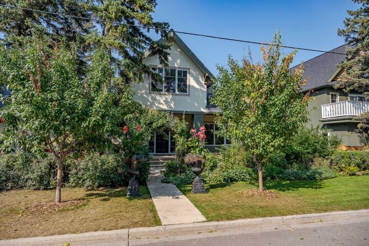 Property Photo:  602 Macleod Trail SW  AB T1V 1B5 