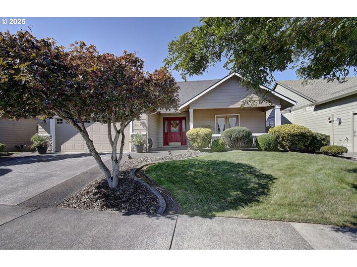 Property Photo:  2812 NE 176th Ave  WA 98682 
