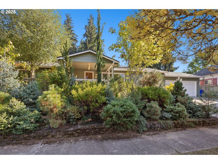 Property Photo:  9434 N Trumbull Ave  OR 97203 