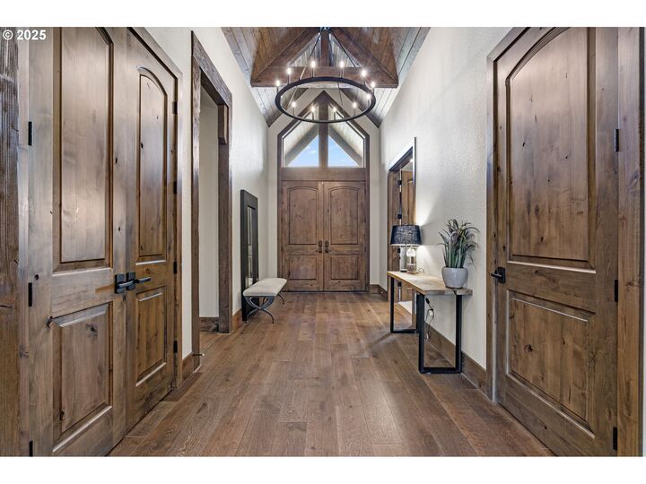 Property Photo: 8555 SE Northern Heights Ct OR 97086