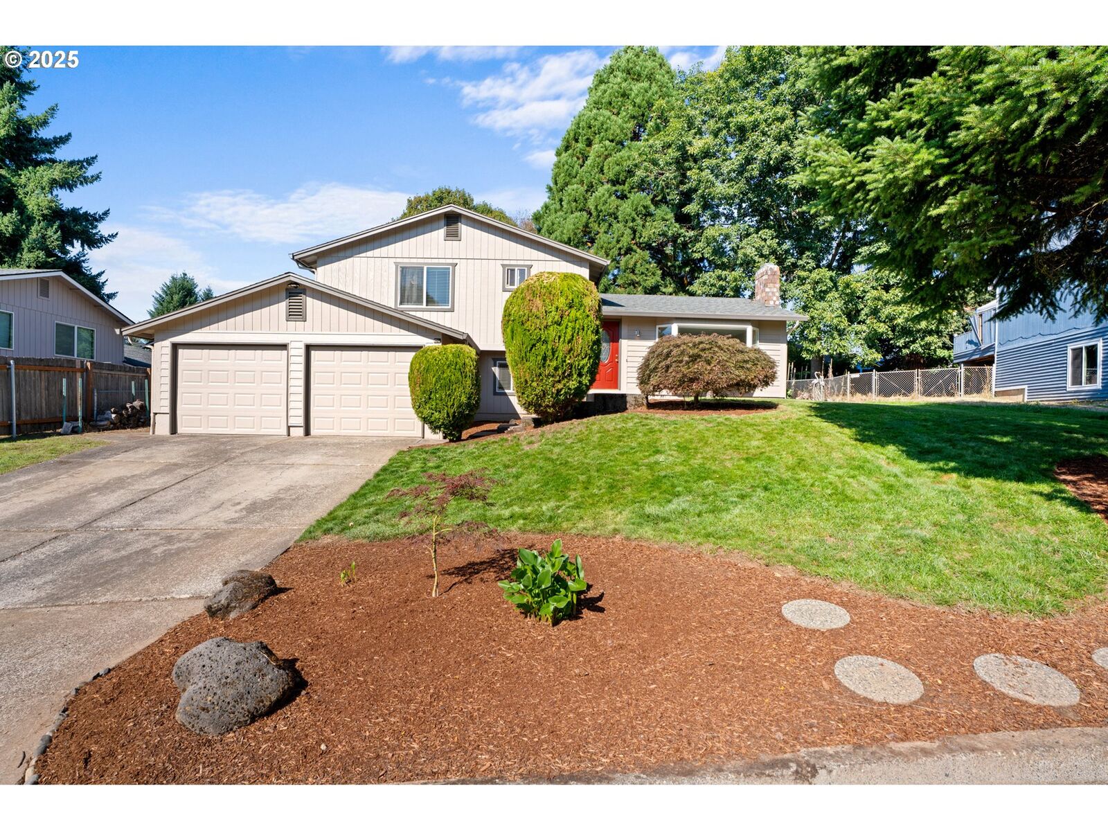 Property Photo:  314 NW 102nd St  WA 98685 