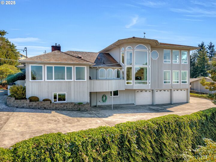 245 W Irving Ave  Astoria OR 97103 photo