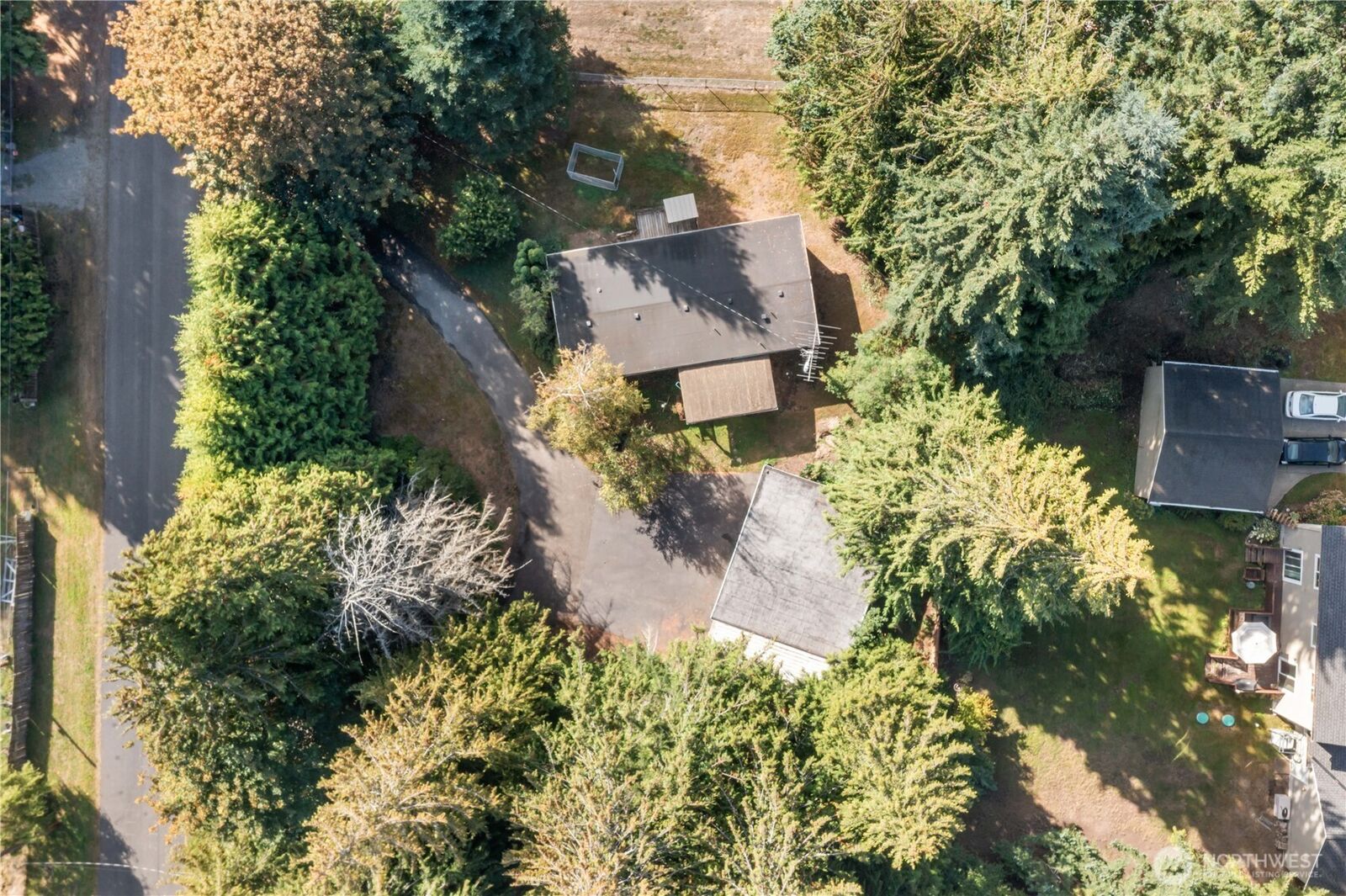 Property Photo: 13902 51st Avenue E WA 98446