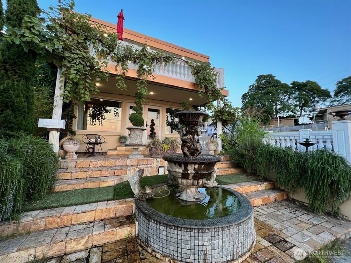 4030  Beach Drive SW  Seattle WA 98116 photo