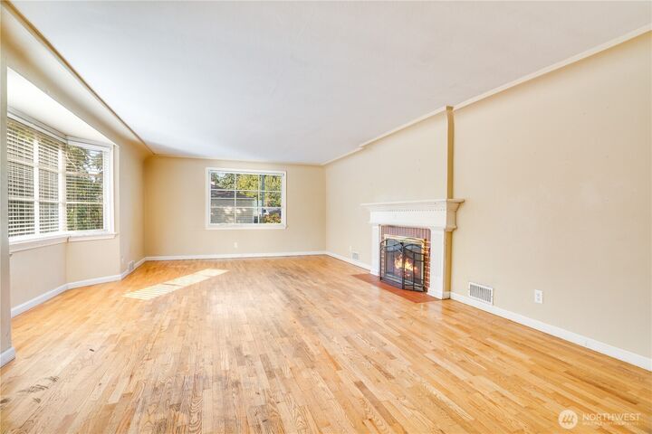 Property Photo:  617  120th Street S  WA 98444 